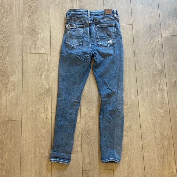 American Eagle Straight High Waisted Ripped Jeans - Picture 2 of 3